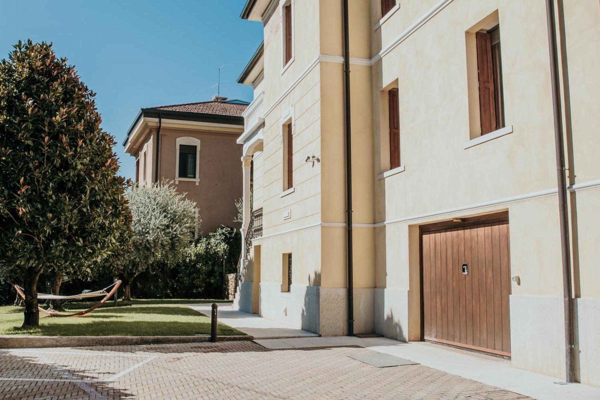 Naboo Verona Luxury Suites Экстерьер фото